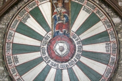 Table ronde, château de Winchester, 12ème siècle - wikimedia commons, domaine public
