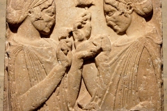 L’exaltation de la fleur, stèle funéraire, Grèce archaïque, v. 460 av. J.-C., Musée du Louvre