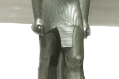 Pharaon Psametik II, Louvre Lens, vers 590 AVJC - Wikimedia commons, domaine public