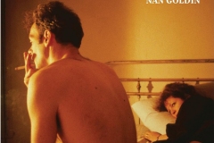 Nan Goldin, couverture livre la ballade de la dépendance sexuelle, 1986 – exposition  Arles 2009